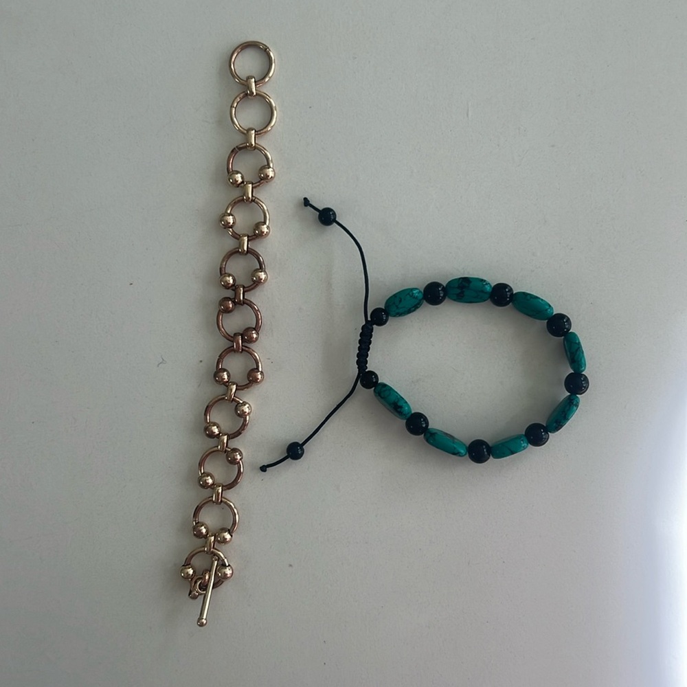 2 bracelets turquoise and gold